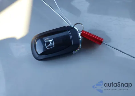 2025 Honda Civic Hybrid Sport/Sport Touring from USA, damaged, VIN 2HGFE4F88SH304855